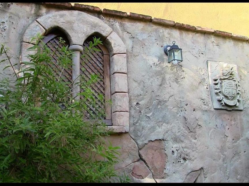 A La Sombra De La Torre Pensionat Serra Exteriör bild
